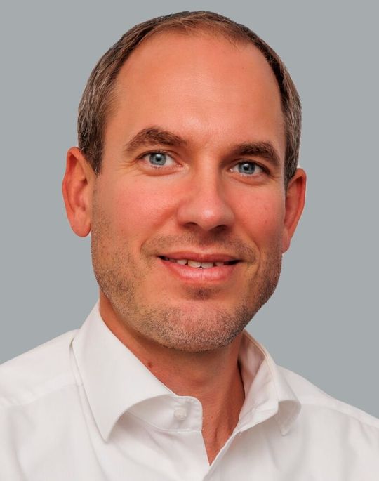 Simon Zass ist Director Presales Infrastructure Services bei Syntax.(Bild:  Syntax)