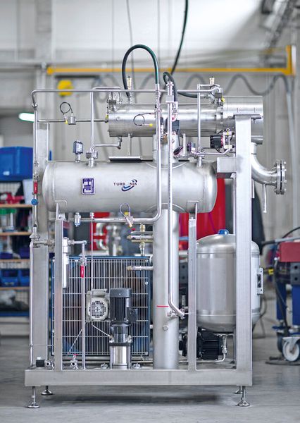 Das Unternehmen Turbonik, ein Spin-off von Fraunhofer Umsicht, konstruierte deshalb eine Mikro-Dampfturbine, die Energie effizient nutzt, Kosten spart und CO2-Emissionen nachhaltig reduziert. (Turbonik / Fotodesign-Schremmel)
