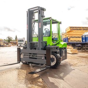 Der Combi-CB70E von Combilift in Aktion ...(Bild:  Combilift)