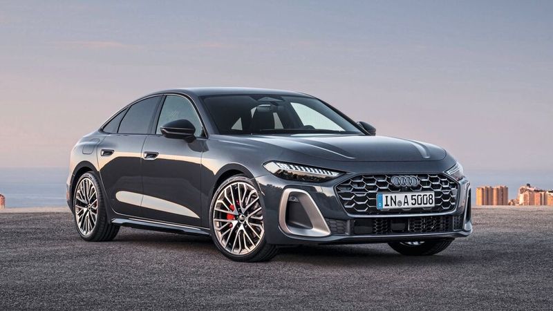 Platz eins in der Mittelklasse im Oktober 2025: Audi A5 mit 3.472 Neuzulassungen. (Bild: Audi)