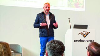 Umfangreiches Vortragsprogramm auf drei Bühnen (Messe München)