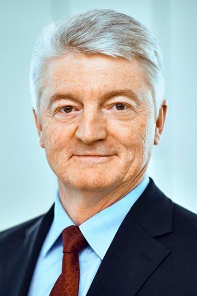 Nach sieben Jahren an der Spitze von Thyssenkrupp ist Heinrich Hiesinger überraschend von seinem Amt als Vorstandchef zurückgetreten. Er wechselte 2010 von Siemens in den Vorstand von Thyssenkrupp, zunächst als stellvertretender Vorsitzender, ab 2011 als Vorstandsvorsitzender. (Thyssenkrupp)