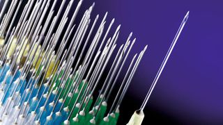 Die Injektionsnadeln für Medizinkanülen werden in einem kontinuierlichen Prozess mit dem CO2-Laser längs geschweißt. Bild: Trumpf (Archiv: Vogel Business Media)