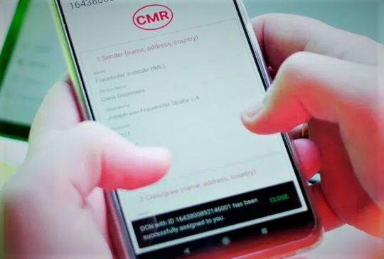 Dass der Frachtbrief aus Papier ausgedient hat, zeigt jetzt eine Analyse von Bitkom, aus der hervorgeht, dass rund 75 Prozent der Logistikunternehmen auf digiale Frachtbriefe setzen.(Bild:  B. Brandtner)