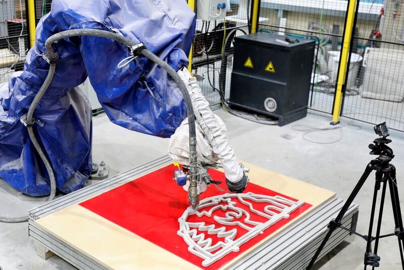 Für den 3D-Betondruck generiert ein Roboter den Materialaustrag über die Betonextrusion. (Technische Universität Chemnitz)