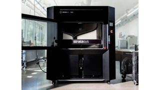Stratasys nimmt nach der IMTS in Chicago auch die Formnext in Frankfurt am Main als willkommene Gelegenheit, um den neuen 3D-Drucker F870 für relativ große Produkte vorzustellen ... (Bild: Stratasys)