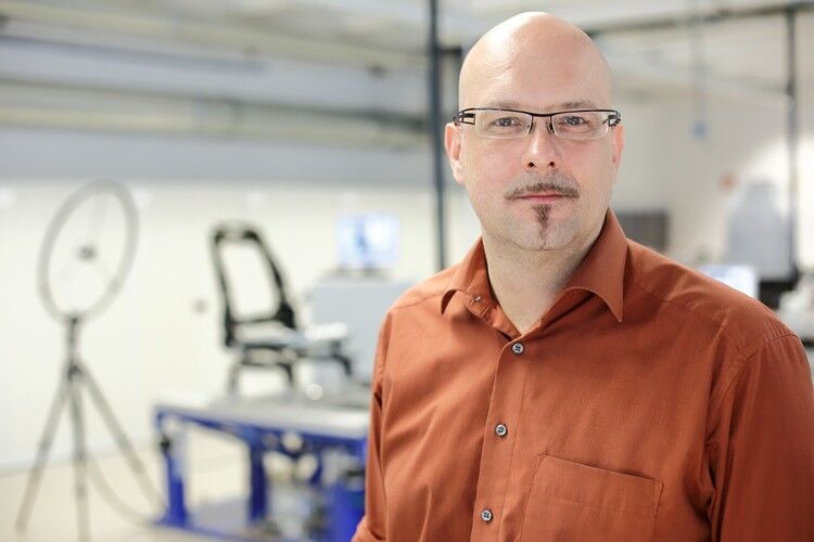 Stefan Lingnau, Leiter des Sound & Vibration-Labors von Johnson Controls in Solingen. (Foto: Johnson Controls)