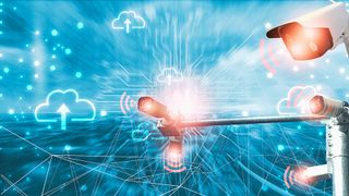 Eine Cloud-Plattform zur Videoüberwachung stellt eine zuverlässige Infrastruktur bereit, reguliert den Speicherbedarf und garantiert Sicherheit und Datenschutz. (Bild: © ART STOCK CREATIVE - stock.adobe.com)