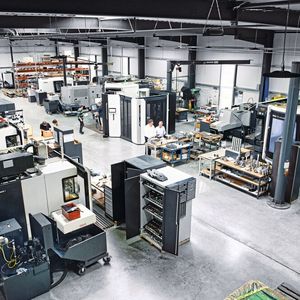 Mit Unterstützung der DMG Mori Finance hat Hintersdorf bereits in neun Bearbeitungszentren und Drehmaschinen von DMG Mori investiert.(Bild:  DMG Mori)