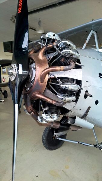 Der Siemens-Halske-SH14-Sternmotor wurde bei diesem Flugzeug nicht hinter einer Motorhaube versteckt, sondern sichtbar aufgesetzt. (S.Häuslein/konstruktionspraxis)