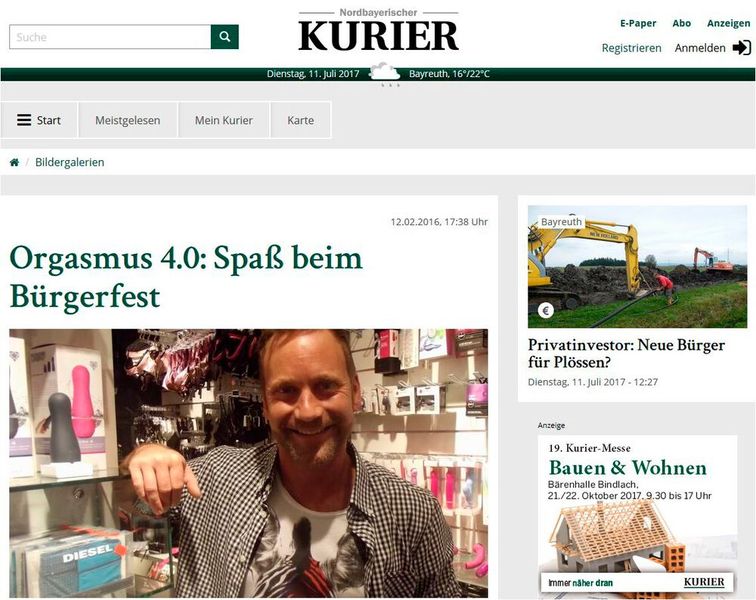 Was bitte schön ist denn ein Orgasmus 4.0? Digitale Ekstase? Gemeint sind hier Vibratoren mit Fernsteueunng, die sich laut des abgebildeten Experten Thorsten Heim vom Joy-Erotikfachgeschäft in Bayreuth ausgezeichnet verkaufen. (Bild: http://www.nordbayerischer-kurier.de)