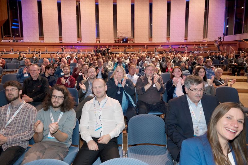Impressionen vom ESE Kongress 2022, der zum 15. Mal stattfand. Mehr als 1200 Professionals tauschten sich fünf Tage lang intensiv zu allen relevanten Software-Themen aus.  (Bild: ESE Kongress )