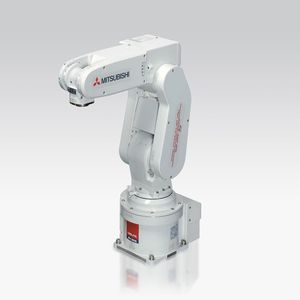 Die Roboter von Mitsubishi sind mit einer Schnittstelle für die Echtzeitsteuerung ausgestattet – auch das im Bild dargestellte jüngste Mitglied der Industrieroboter-Familie, ein Sechs-Achsen-Knickarmroboter vom Typ RV-2SDB. Bild: Mitsubishi