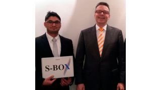 Zusammenarbeit: Peter Stremmer (ElectronAix), eingerahmt von Alexander Demeter (links) und Hans-Joachim Jahn (beide Iriso). (ElektronAix)