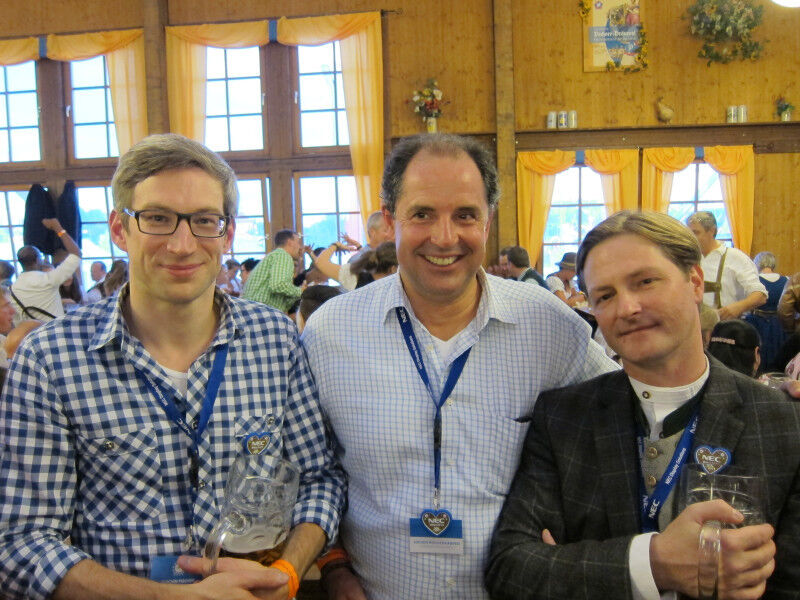 V. l.: Joachim Fischer (NEC), Jochen Roggenkämpfer (DataVision) und Karsten Winther (NEC) (Bild: IT-BUSINESS)