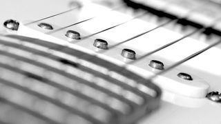 Gitarrentechnologie hat sich seit der Erfindung des elektromagnetischen Tonabnehmers in den 1930er Jahren nur langsam weiterentwickelt. Das ändert sich gerade durch digitale Systeme. (Foto: Pixelio/JMG)