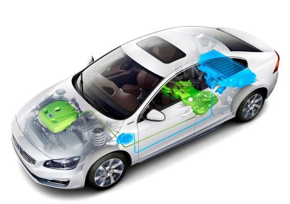 Das Concept Car S60L PPHEV: Die Kombination eines Turbo-Benziners mit einem Elektromotor setzt 306 PS und ein Gesamtdrehmoment von 550 Newtonmeter frei (Bild: Volvo)