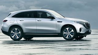 Daimlers erstes Elektroauto: Der Mercedes-Benz EQC soll ab Mitte 2019 verfügbar sein. (Daimler)