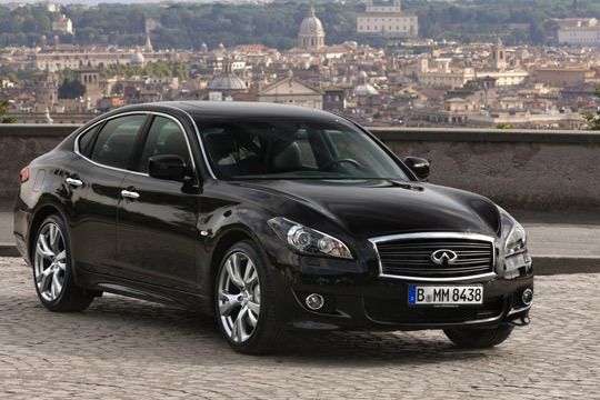 Zum Start des Frankfurter Infiniti-Zentrums ist die M-Baureihe in Deutschland auf den Markt gekommen. (Archiv: Vogel Business Media)