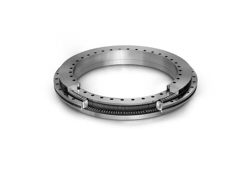 Mit den zweiseitig wirkenden Axialrollen-Radialnadellagern der Baureihe YRTA bietet Schaeffler erstmals Wälzlager speziell für Automationslösungen in der Peripherie von Werkzeugmaschinen an (Bild: Schaeffler)