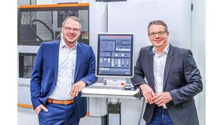 Brothers Ingo (left) and Jörg Biesinger are delighted with the increase in skilled workers at their tool and mould making company. (Source: Peter Schilling)