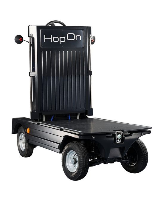 „Hopon“ von Carit, in Bälde sogar mit einem Anhänger zu haben, transportiert bis zu 250 Kilogramm schwere Lasten bis zu 100 Kilometer weit. Zur Hannover Messe wurde das Gefährt erstmals präsentiert.(Bild:  Carit)