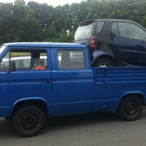 Passt genau: Viel länger hätte der Smart nicht sein dürfen.(Foto:  Polizei Dortmund)