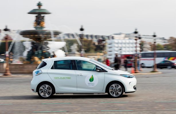 Die rein elektrisch betriebene Renault-Nissan Automobilflotte hat zur UN-Klimakonferenz (COP21) in Paris 175.000 km ohne jegliche CO2-Emissionen im Fahrbetrieb zurückgelegt. (Bild: Renault-Nissan Allianz)