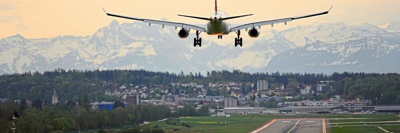 Fliegen mit umweltfreundlichen Treibstoffen? Dazu forschen Wissenschaftler in der Schweiz (Symbolbild).