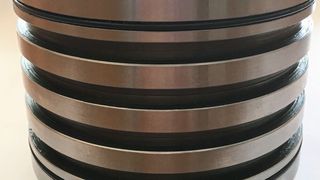 Les nouveaux moteurs couple à arbre creux de la série TMX de NUM présentent un effet d’encoches particulièrement réduit. (NUM AG)