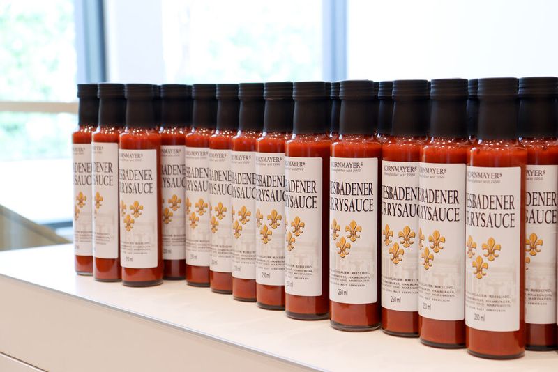 Als Dankeschön gab es wieder die obligatorische Wiesbadener Curry Sauce – ein echter Genuss. (Bild: Vogel IT-Medien GmbH)