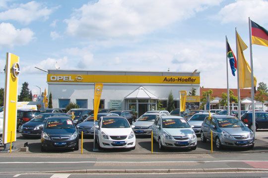 Der Opelhändler Auto-Hoefler in Erlangen. (Archiv: Vogel Business Media)