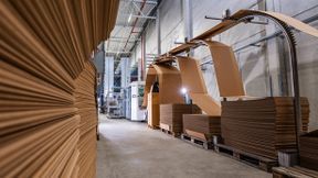  (Bild: Loewe Logistics)