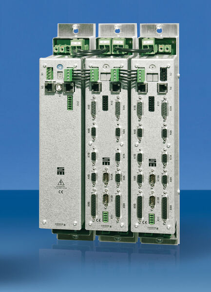 Das digitale Antriebssystem SD2 hat Sieb & Meyer speziell für Mehrachssysteme bei kompakter Bauweise konzipiert. (Sieb & Meyer)