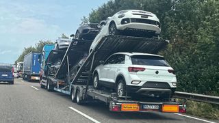 Der Neuwagenmarkt in Deutschland hat sich im August leicht erholt. (Bild: Grimm – VCG)