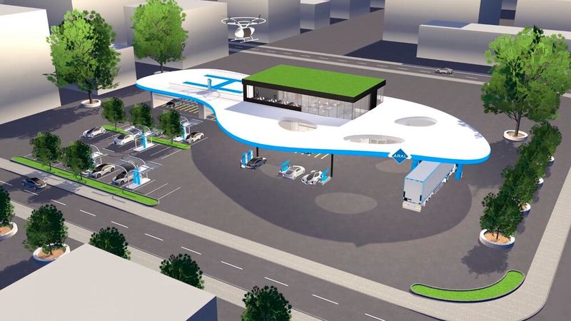 Aus den bisherigen Bistros mit Kaffee, Backwaren und Bockwurst könnten kleine Restaurants werden, in denen sich Kunden die Zeit kulinarisch vertreiben können.  (Bild: Auto-Medienportal.Net/Aral)