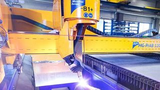 Die RW Montage GmbH aus Österreich setzt auf eine Plasma-Autogenschneidanlage der MG Baureihe von Microstep mit Systemen zum Fasenschneiden, Bohren und Gewinden an Blechen, Rohren und Profilen. (Bild: RW Montage)