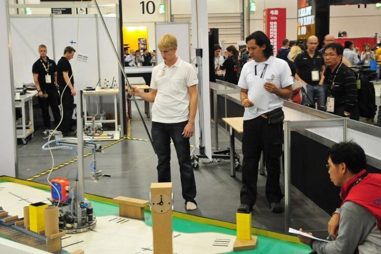 Im Bereich mobile Robotik geht es um äußerste Präzision. (Foto: Schmidt)