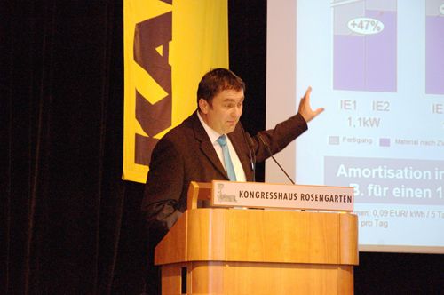 Siemens-Manager Dr. Jörg Hassmann sprach zum Thema Energieeffizienz bei Antrieben. (Archiv: Vogel Business Media)