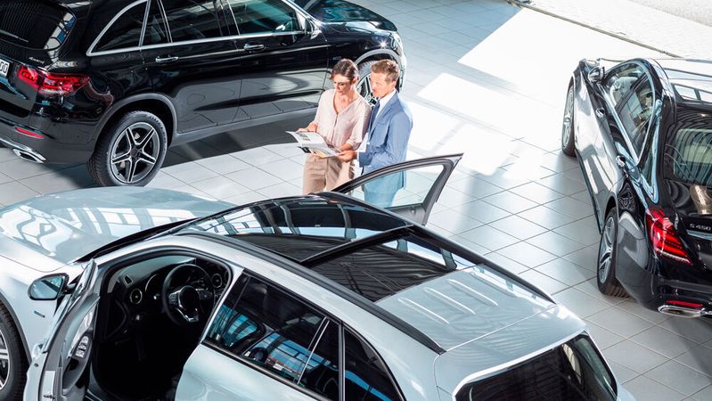 Autohändler liegen bei Studierenden als Arbeitgeber niedriger im Kurs als beispielsweise Hersteller.(Bild:  Promotor)