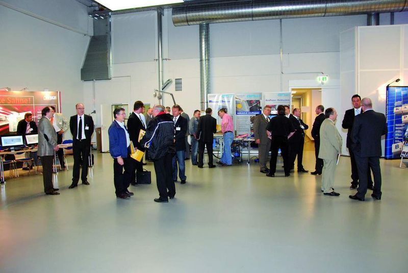 Auch im Jahr 2009 traf sich die Branche zum Expertenmeeting von »kfz-betrieb« in Würzburg. Insgesamt kamen rund 120 Teilnehmer. (Archiv: Vogel Business Media)