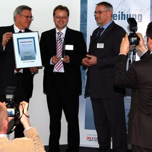 Presse-Rummel bei der Verleihung des Innovation Award.