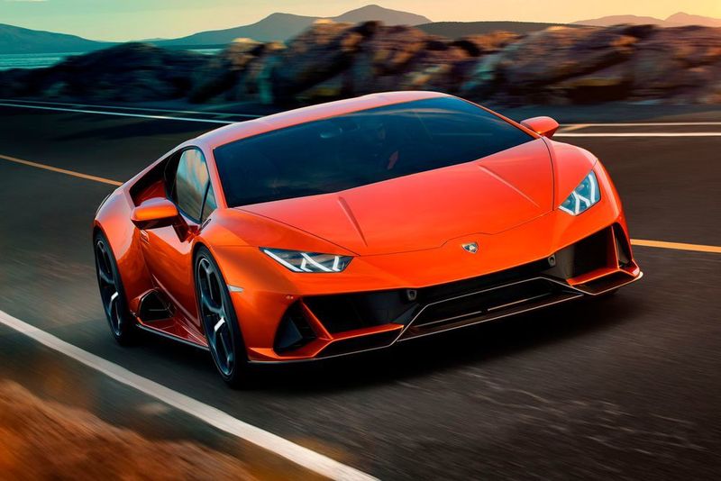 In den USA erfolgreich ist die zu Audi gehörende Sportwagen-Ikone Lamborghini. Der ehemalige Trecker-Hersteller erreichte eine Steigerung von 51 Prozent und konnte 5750 Fahrzeuge auf den weltweiten Markt rollen.  (Lamborghini)