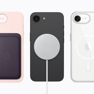 Das iPhone 17e unterstützt schnelles Laden via Kabel und Magsafe.(Bild:  Apple)