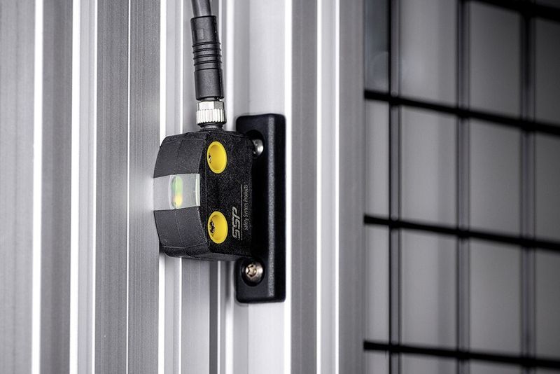Der berührungslosen Sicherheitssensor Safix von SSP mit flachem Betätiger setzt auf moderne RFID-Technologie. (SSP)