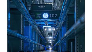 Kleinteil-Shuttle im BMW-Werk Dingolfing. Rund 15 Millionen Euro hat man dort in die Automatisierung investiert. (Bild: BMW)