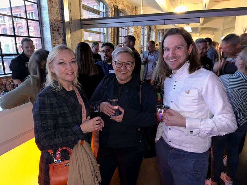 (v. l.) Nicole Mintrop, Doreen Adrian und Alexander W. Schäfer (Littlebit). (Bild: Vogel IT-Medien)