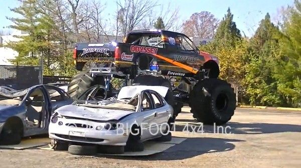 Der Bigfoot 20: der weltweit erste Monstertruck mit Elektroantrieb macht mit über 260 kW und 1100 Nm Autos umweltschonend platt (Bild: Bigfoot 4x4 Inc.)