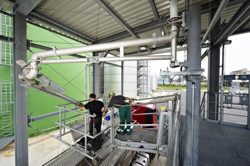Verladung von Bioethanol bei der ESP Chemie in Premnitz, Brandenburg. (Bild: BDBE)