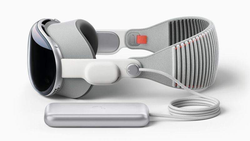 Bis zu zwei Stunden lang soll die Vision Pro mit der externen Hochleistungsbatterie durchhalten. (Bild: Apple)